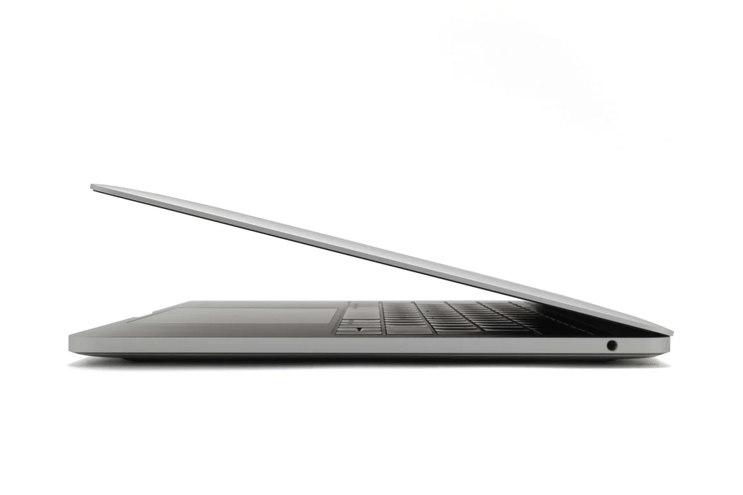 MACBOOK PRO M1 13' 2020 8 GB RAM 512GB thumbnail 3